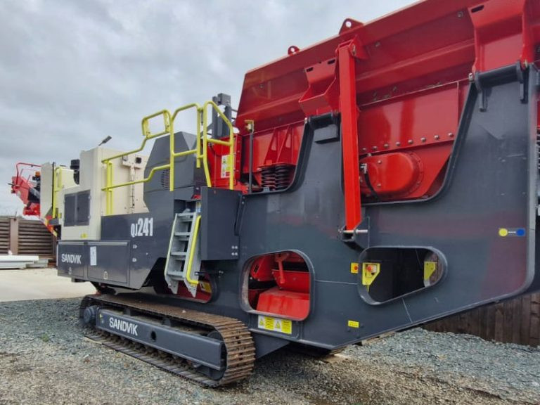 Inchiriere concasor mobil