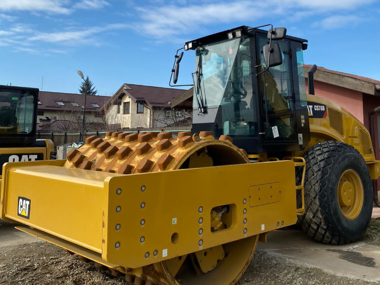 Inchiriere cilindru compactor